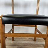 Ensemble de quatre chaises en hêtre et cuir