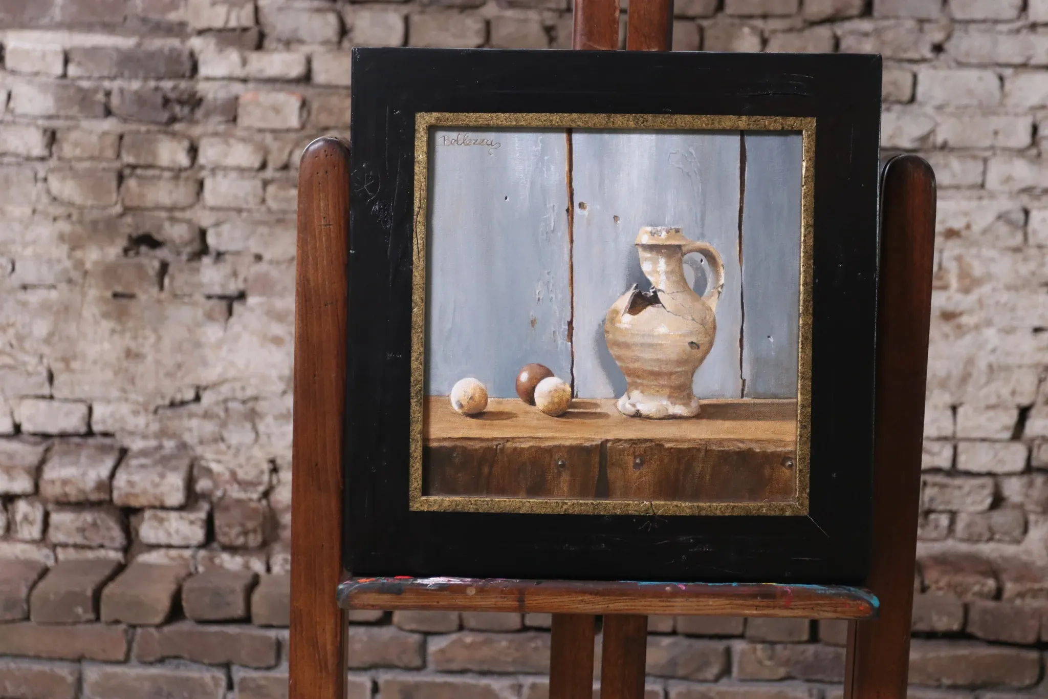 Still life with Jacoba jug and balls – Marjolein van den Berg, c. 2011
