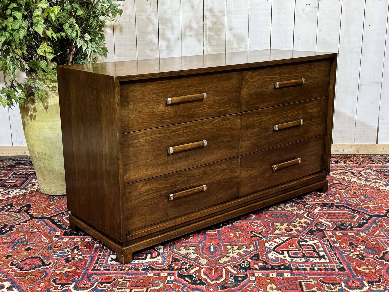 Art Deco style commode from the 1950s in walnut and oak - American manufacturer