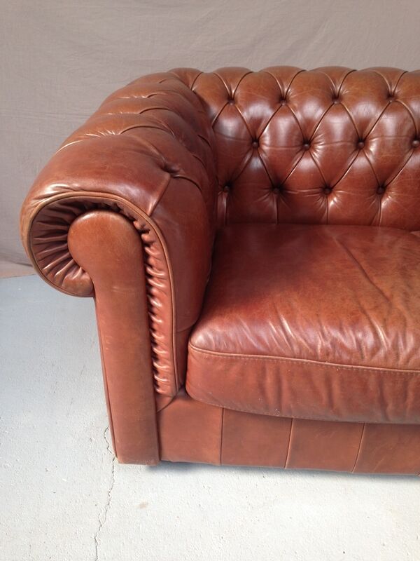 Chesterfield brown sofa 3-seater