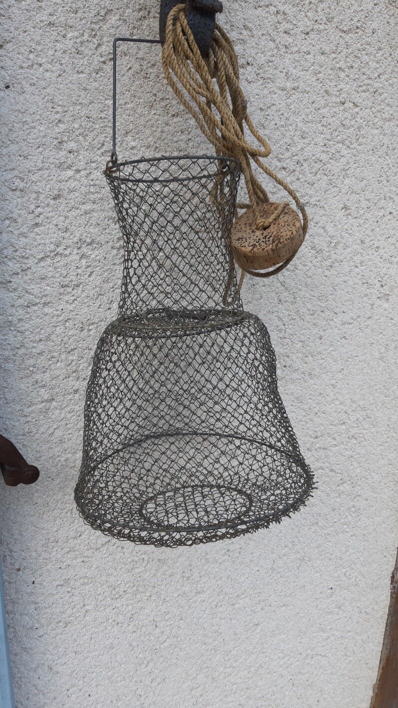 Panier de pêche goujonnière pécheur vintage