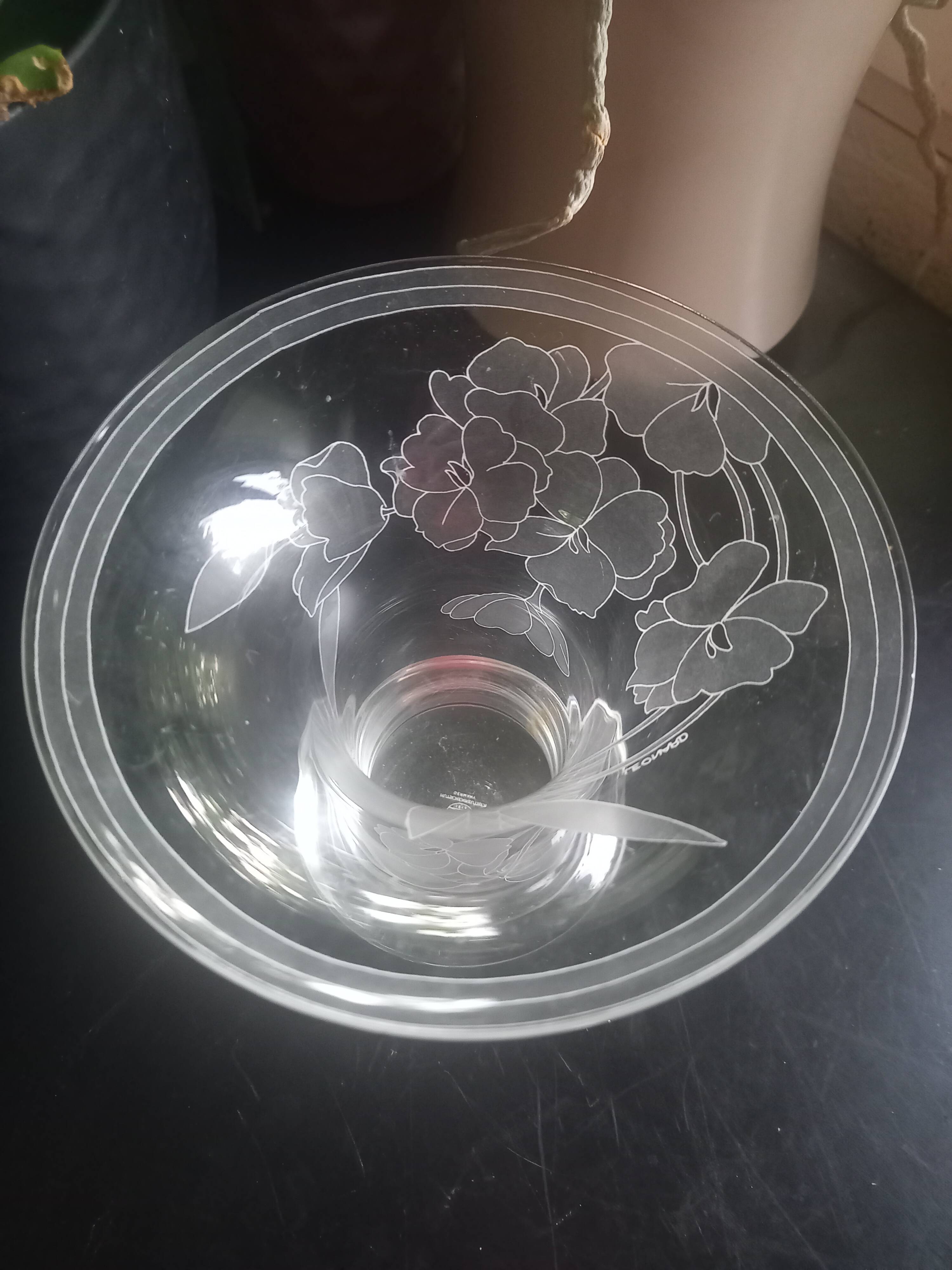 Leonard vase for Hutschenreuther in vintage glass