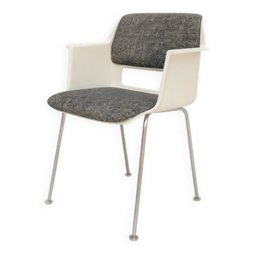Vintage armchair by A. R. Cordemeyer for Gispen editions