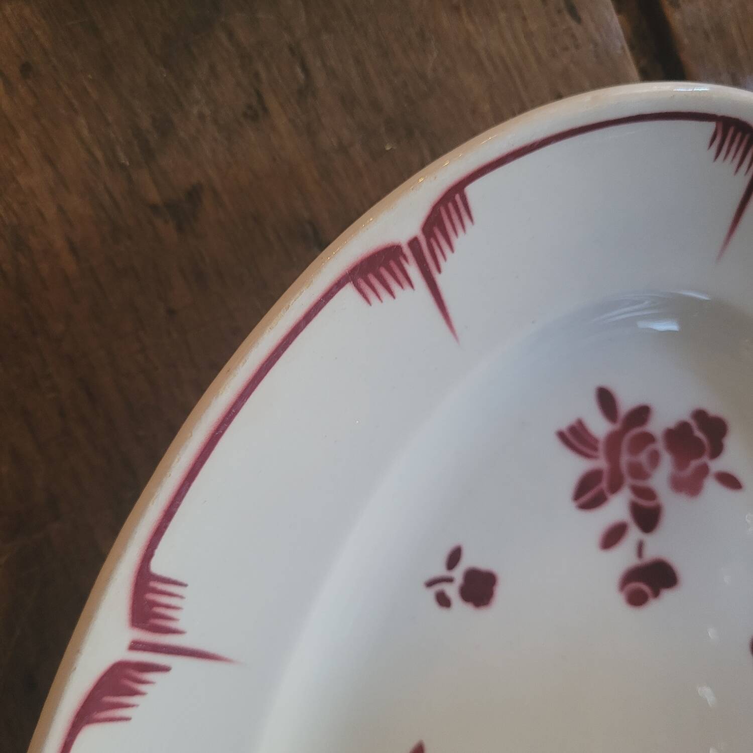 Oval dish with red floral decoration from the 40s