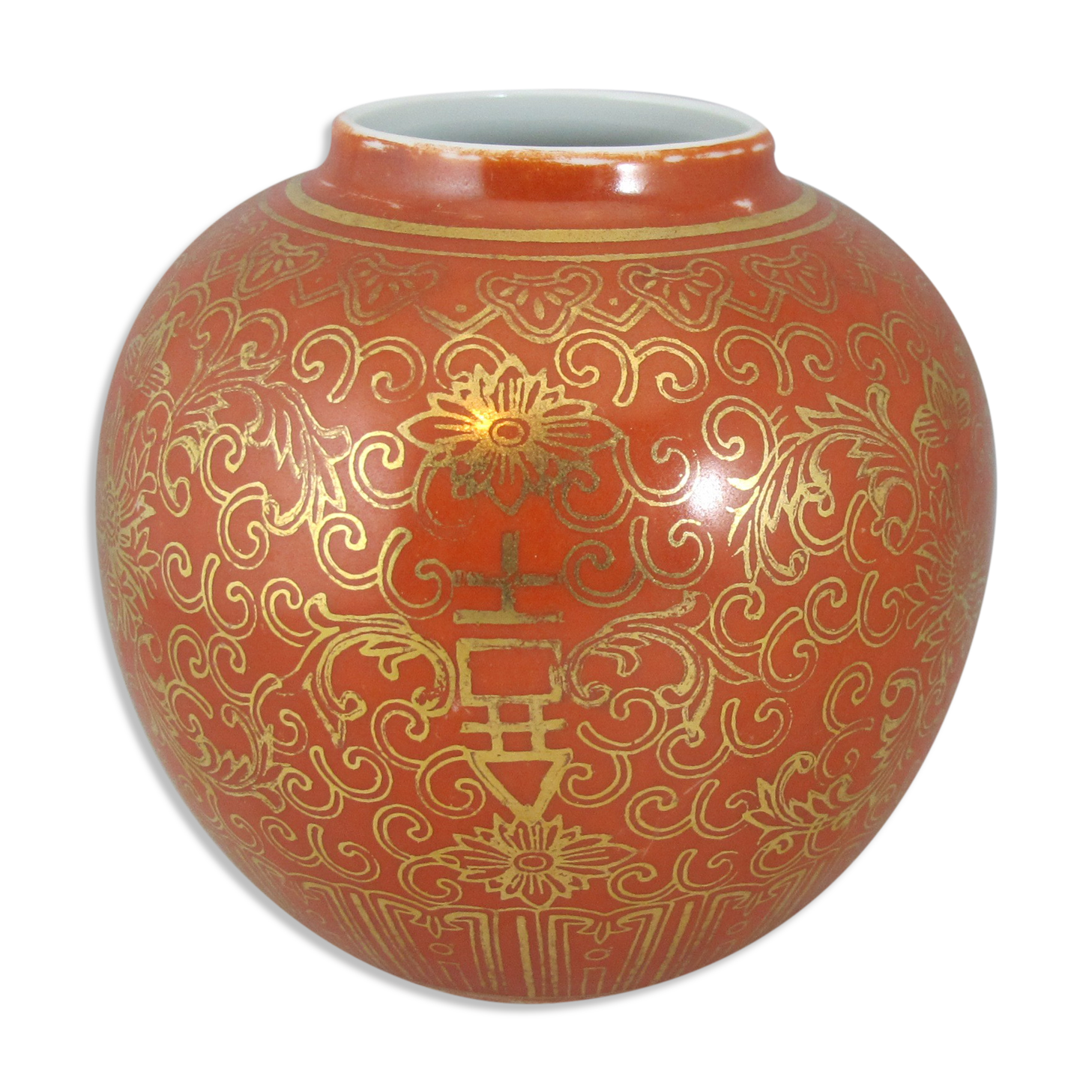 Chinese pot vase