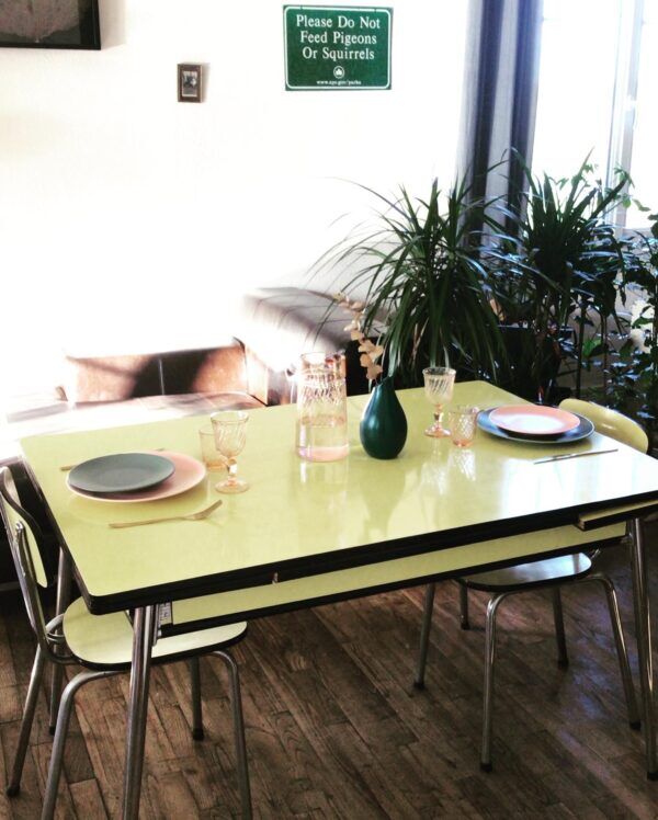 Formica set table and chairs