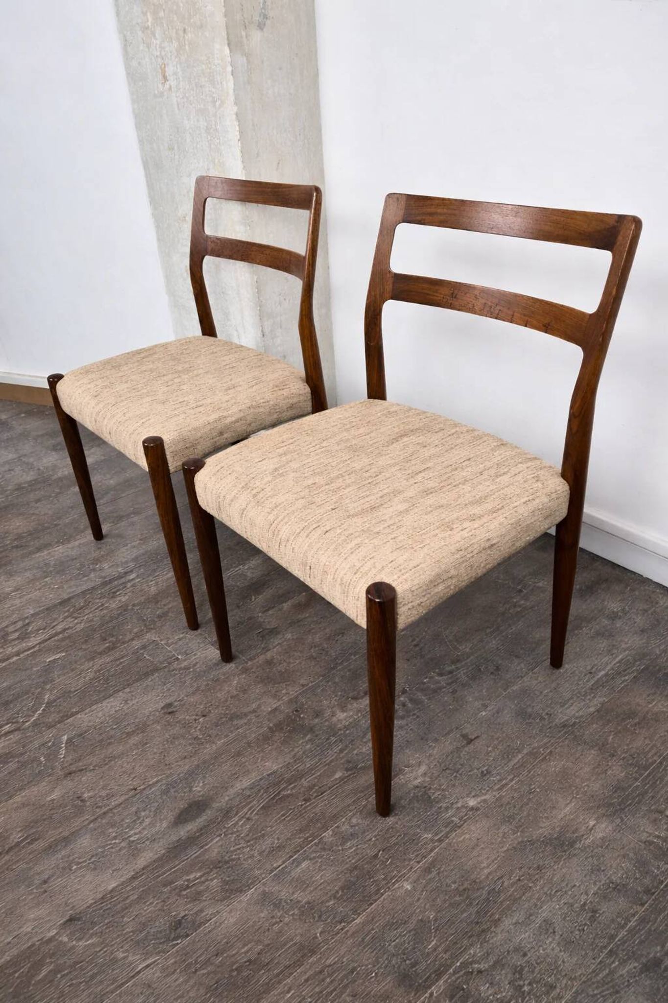 Rosewood chair with fabric by Johannes Andersen for Uldum Møbelfabrik, Denmark, 1960.