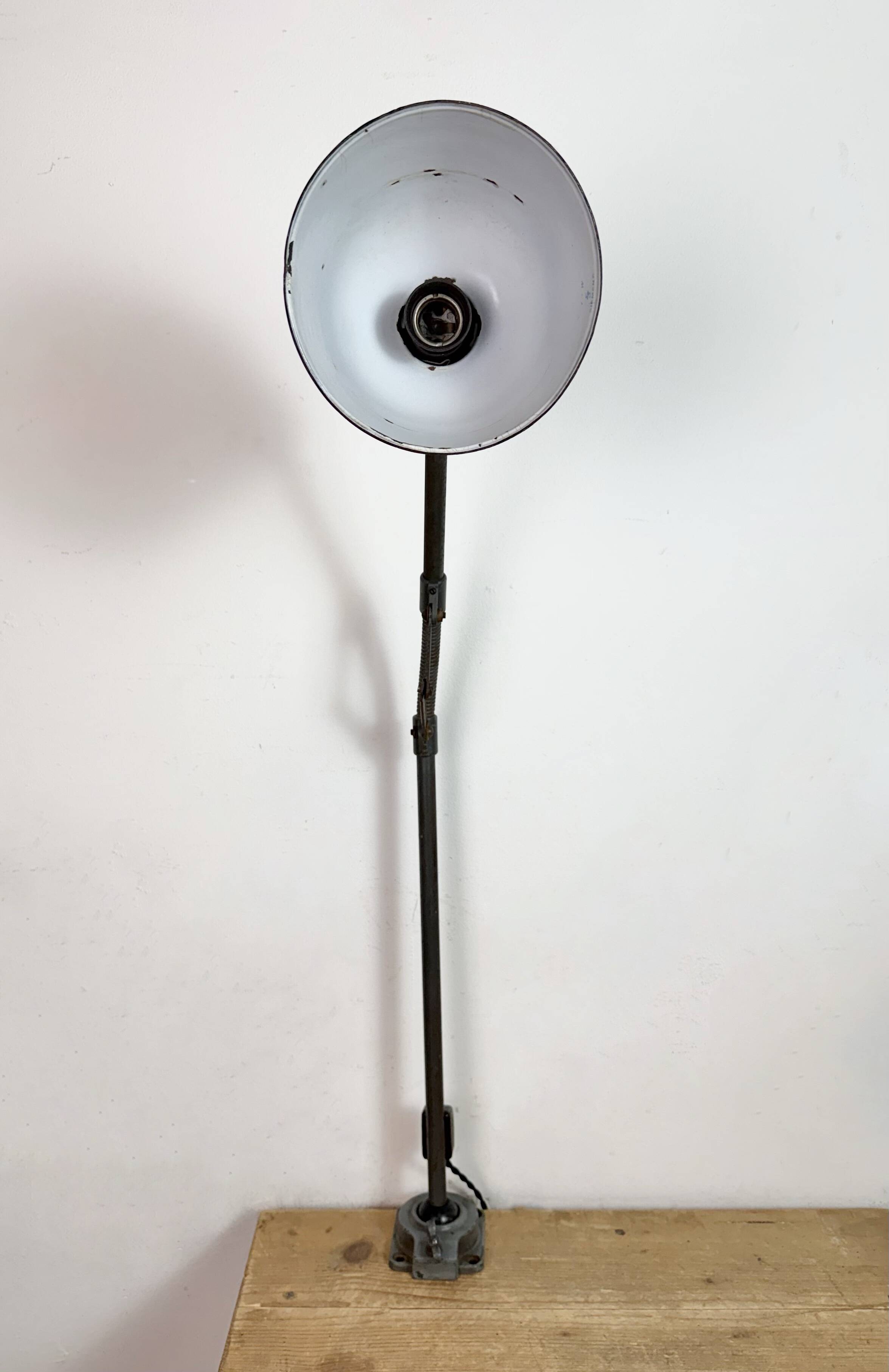 Industrial Grey Enamel Workshop Table Lamp from Siemens, 1950s