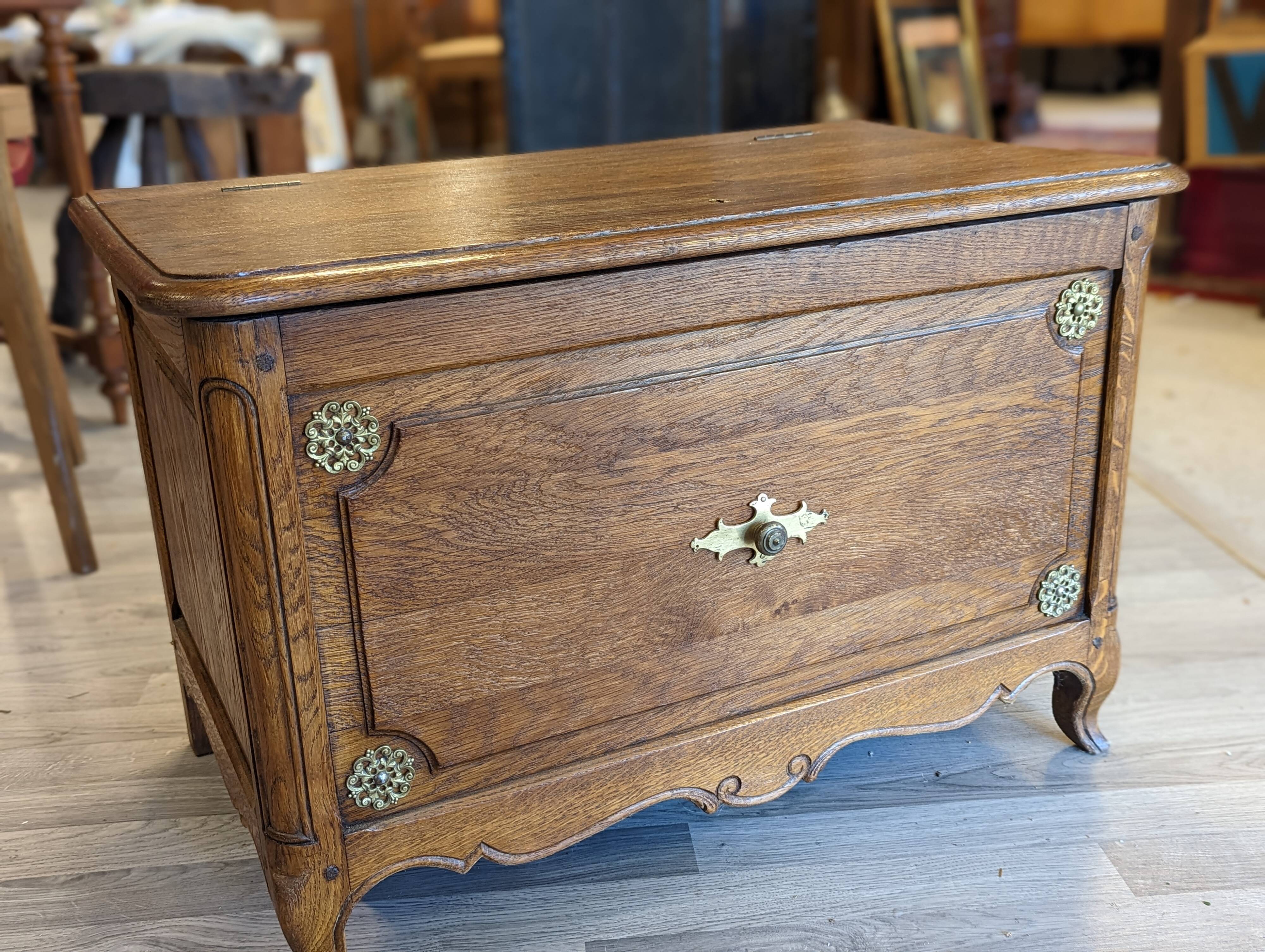 Oak chest