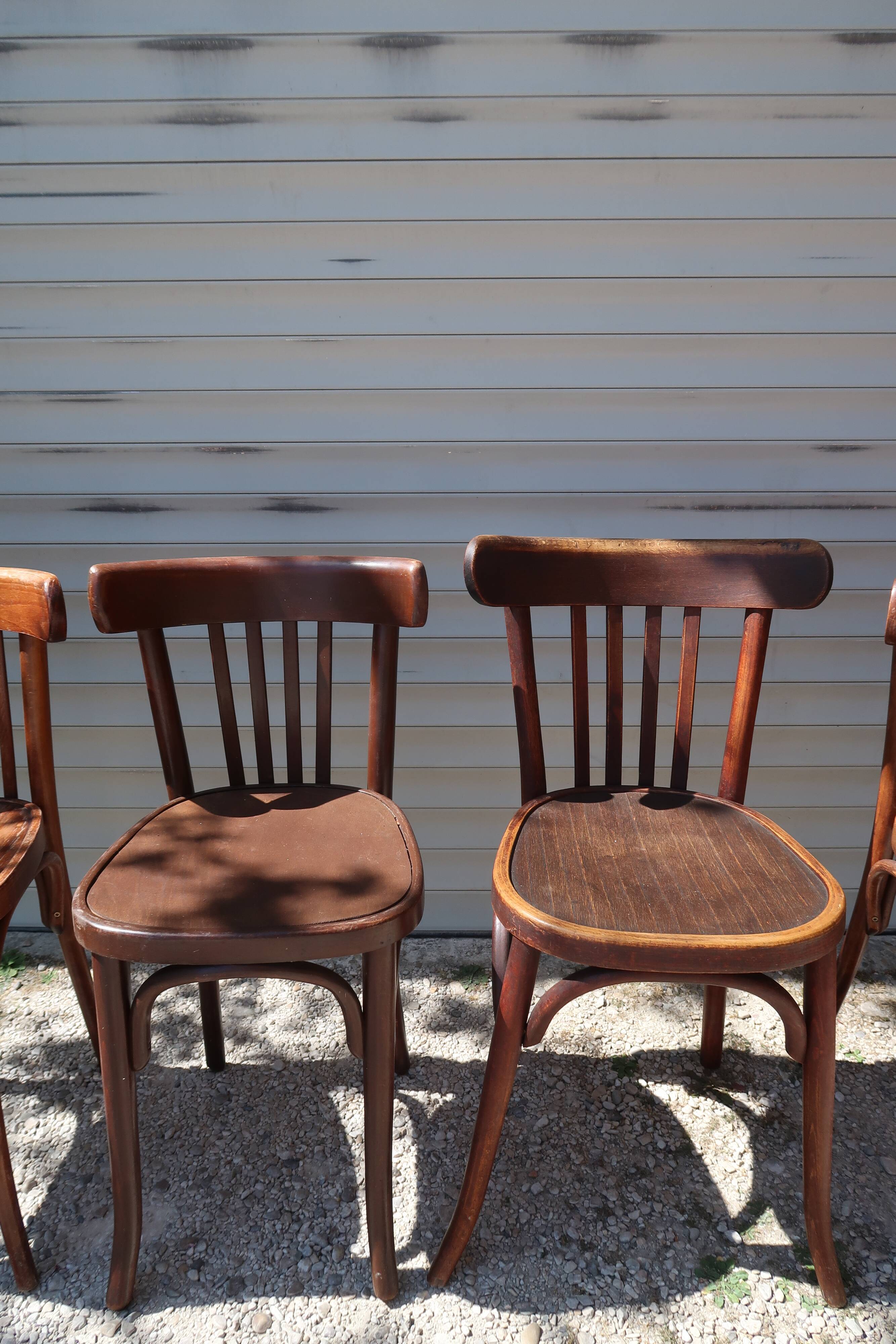Lot of 6 vintage bistro chairs