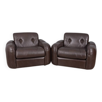 Paire de fauteuils en cuir marron conçus par Ceriotti, années 1970