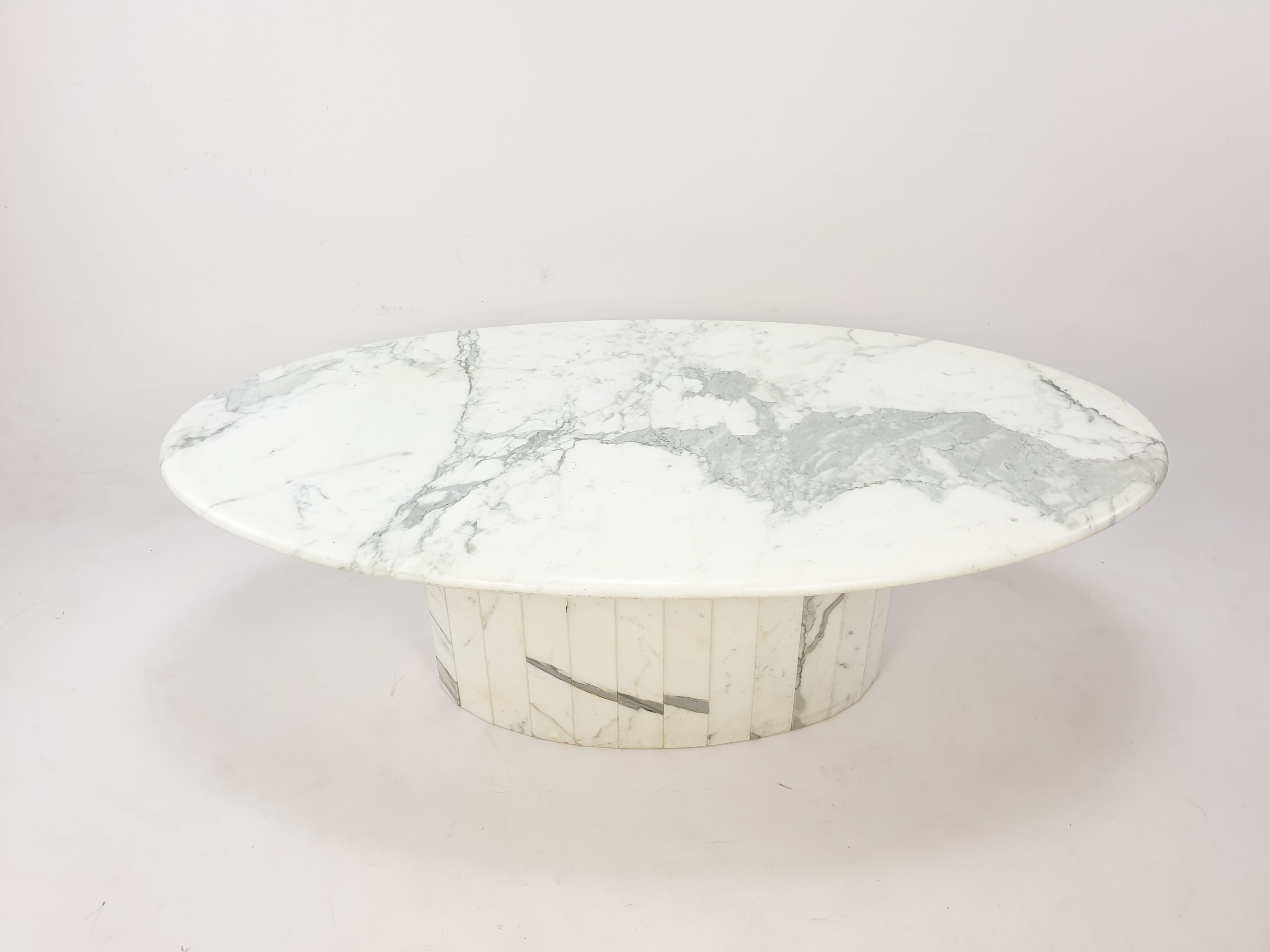Mid-century italian marble oval coffee table, 1980s