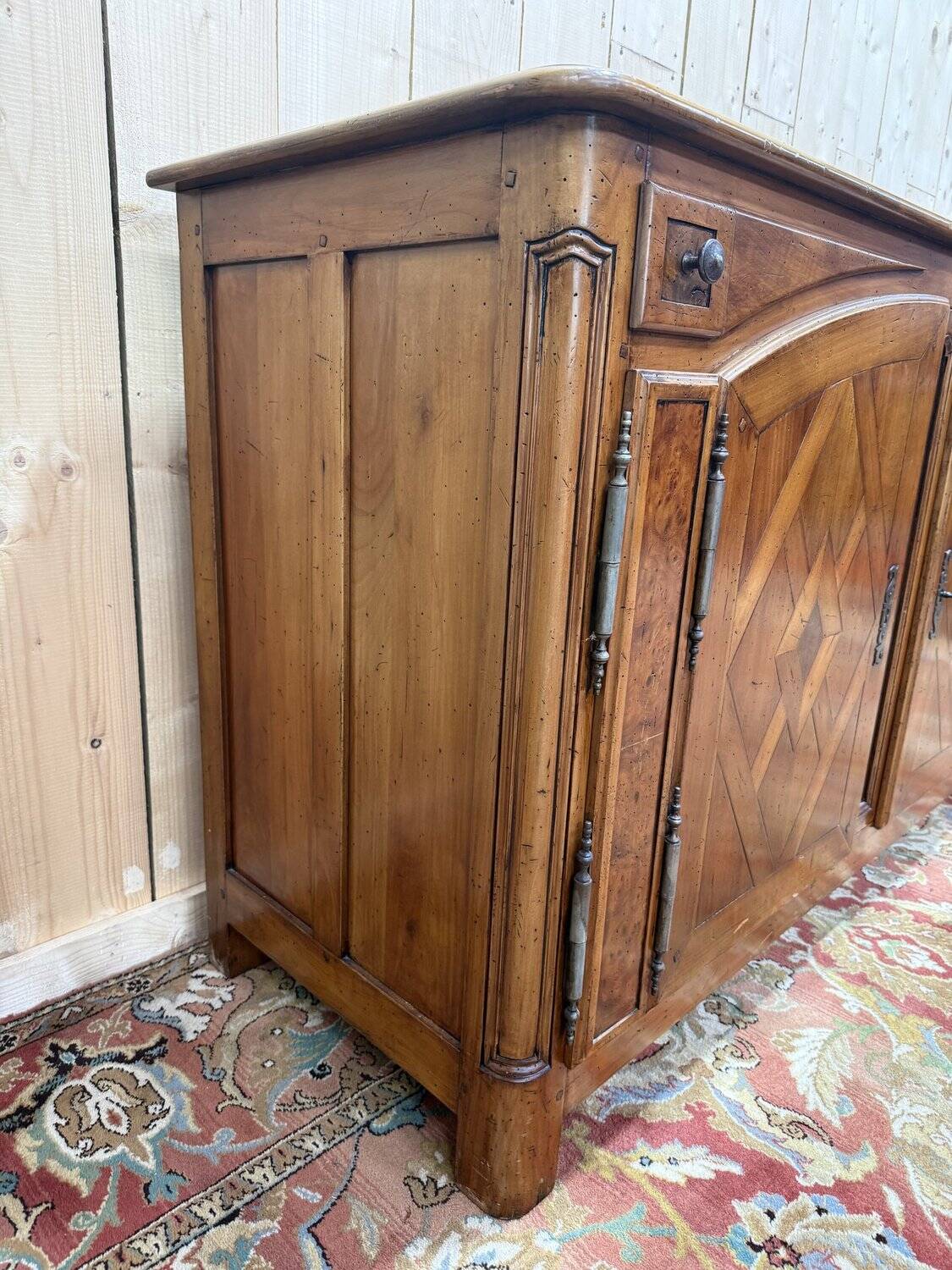 Hunting-style buffet in cherry wood