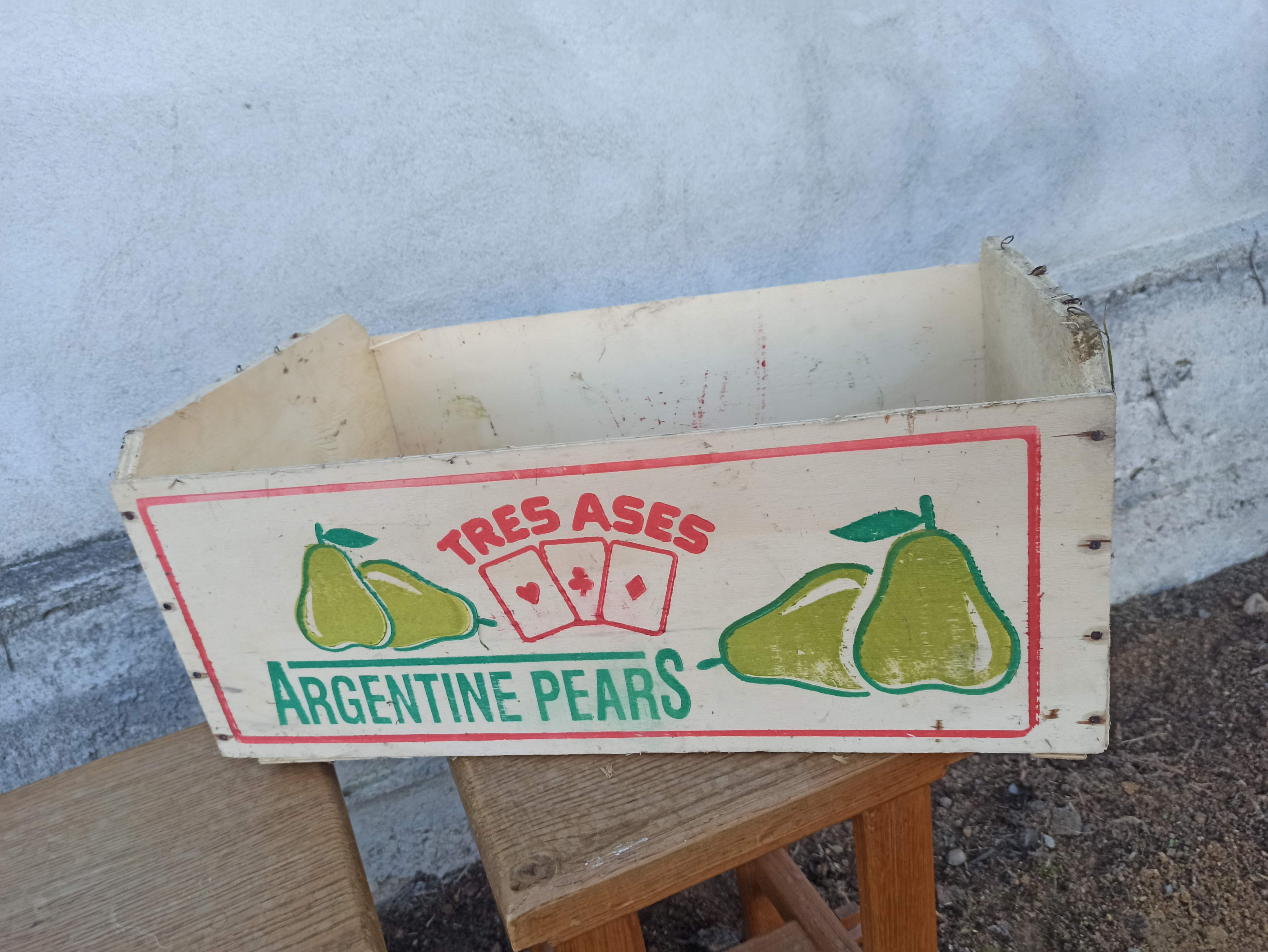 Argentine advertising wooden box