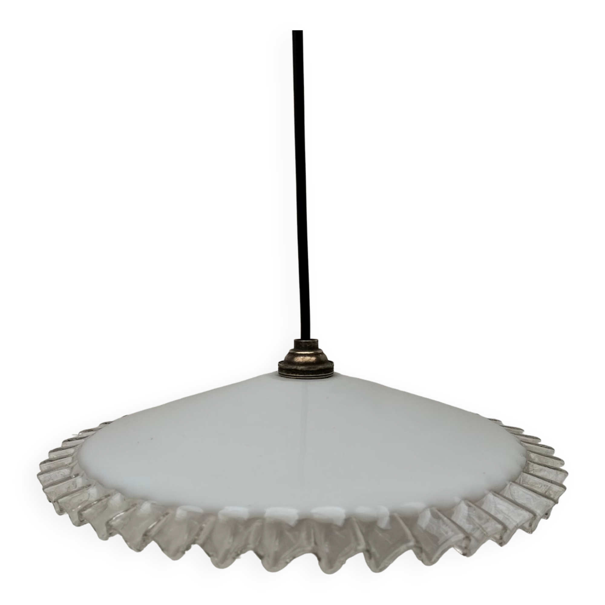 Old opaline suspension