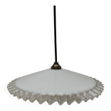 Old opaline suspension