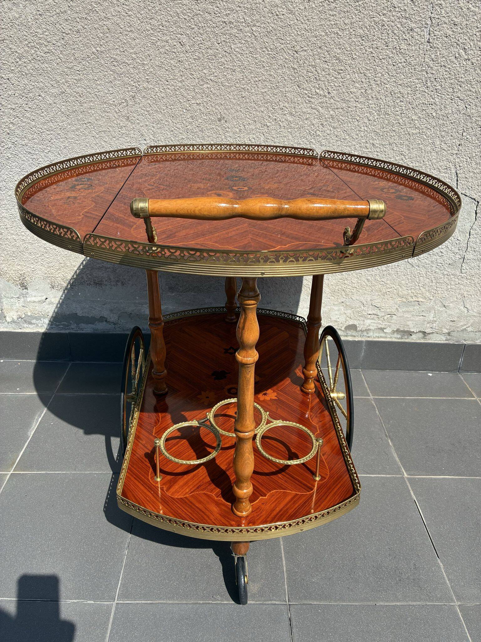 Italian marquetry and brass drinks trolley, mid-20th century