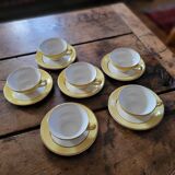 Yellow cups and saucers – 1950s–60s
Yellow cups and saucers –