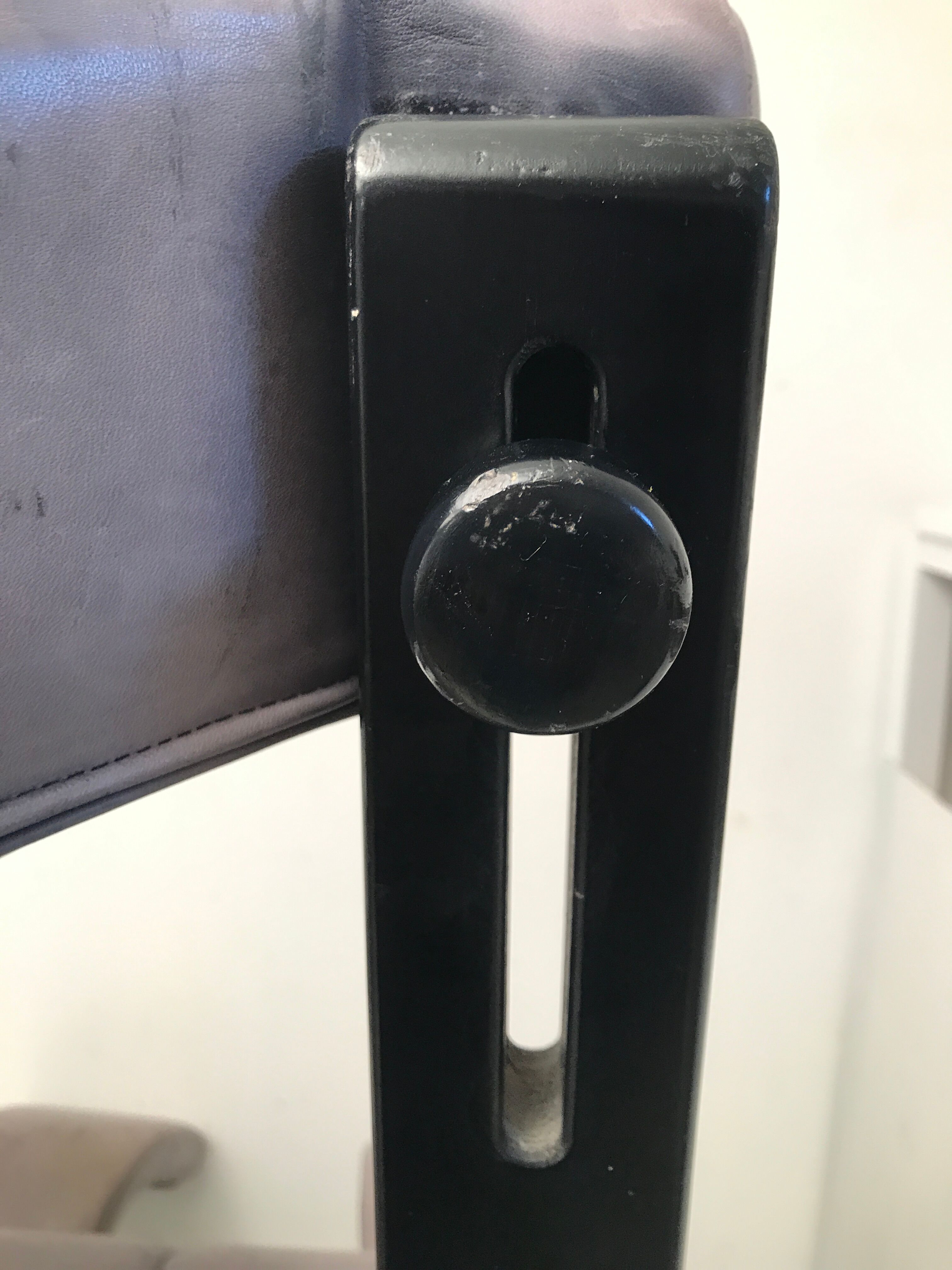 Gravity chair by Peter Opsvik 80s