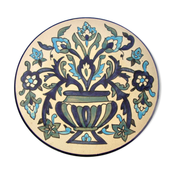 Ceramic plate