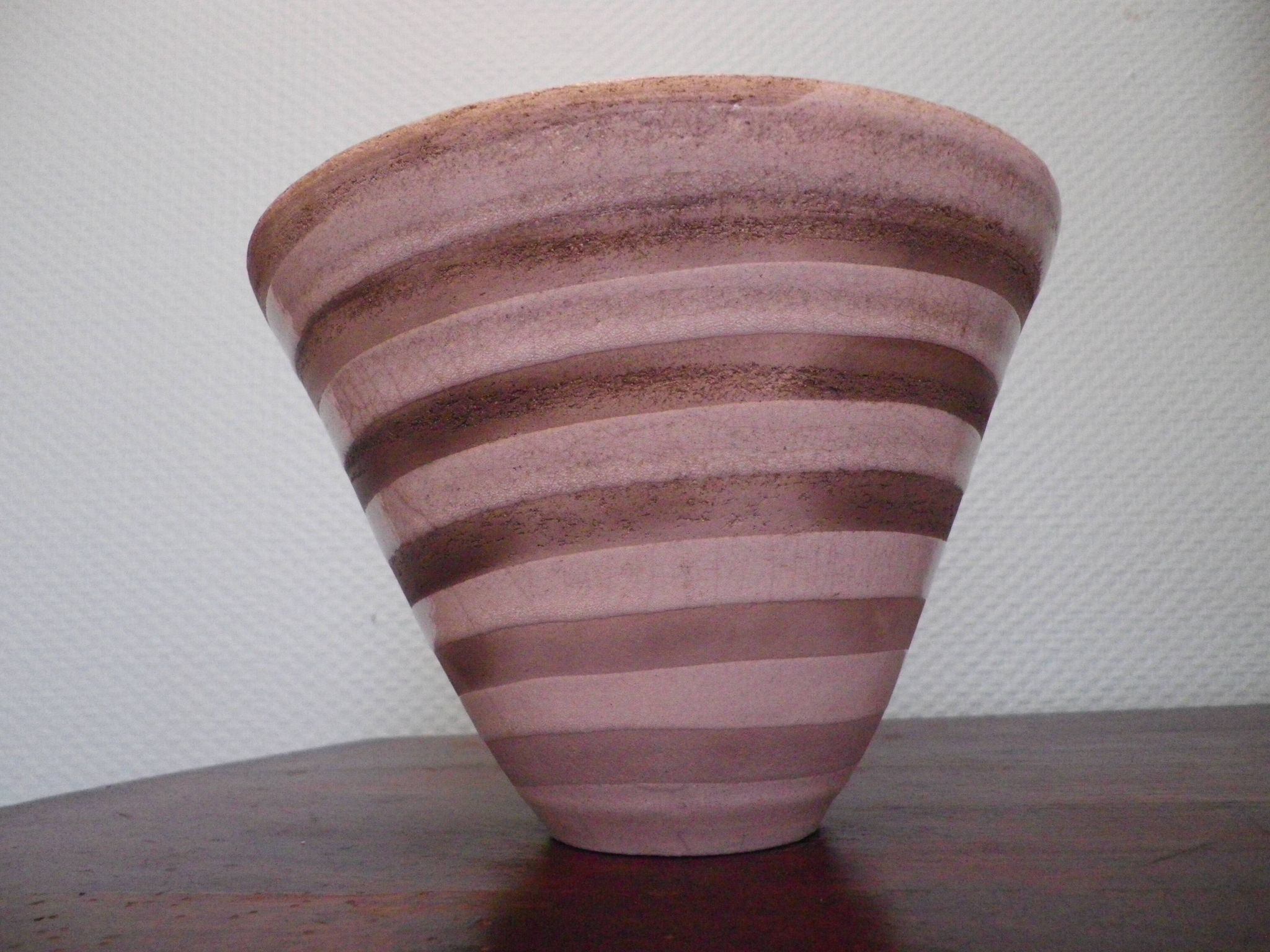Poterie artisanale, porte-plantes, Raku