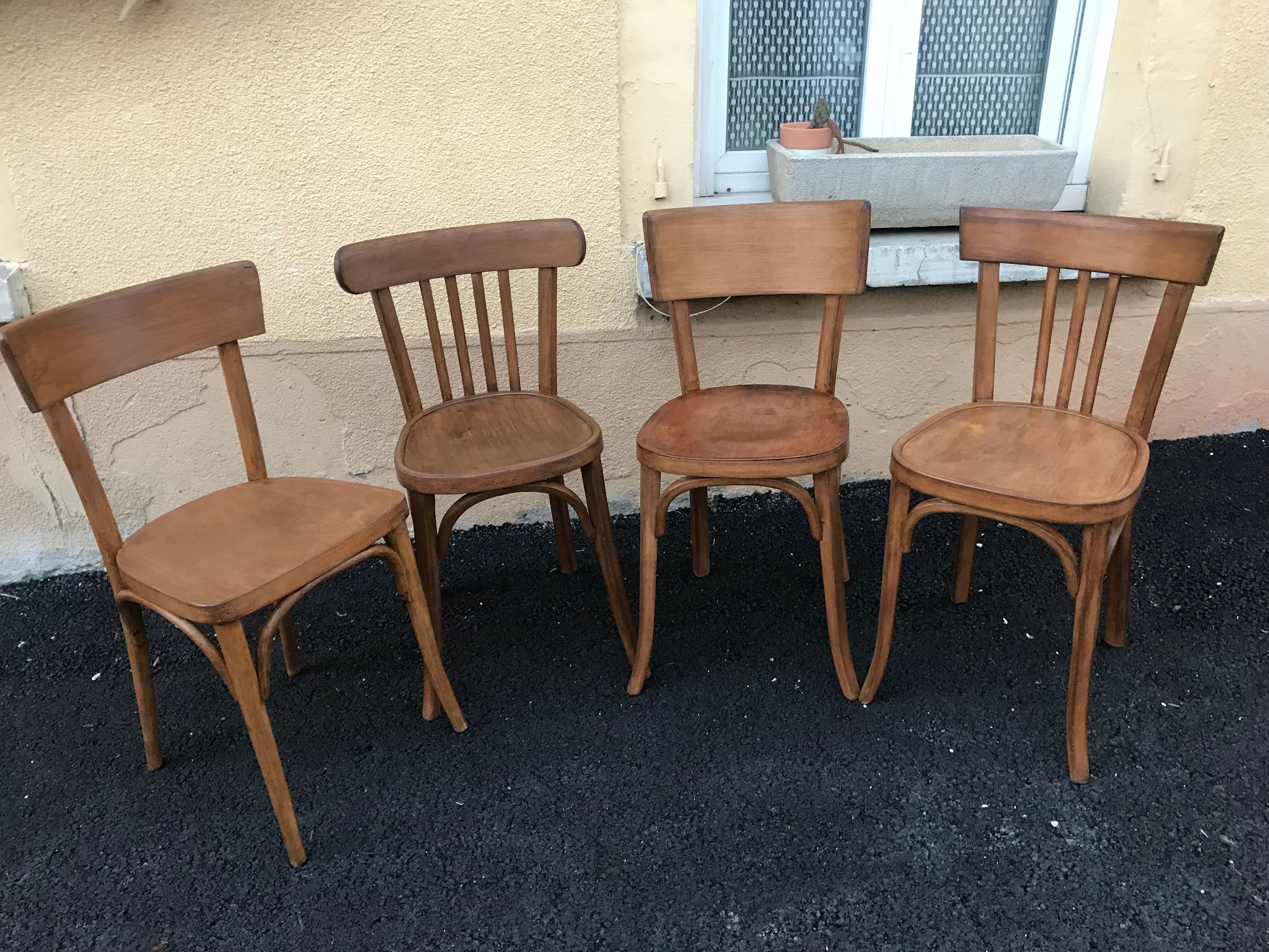Mismatched bistro chairs Baumann