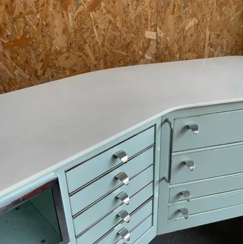 Pininfarina dentist's furniture