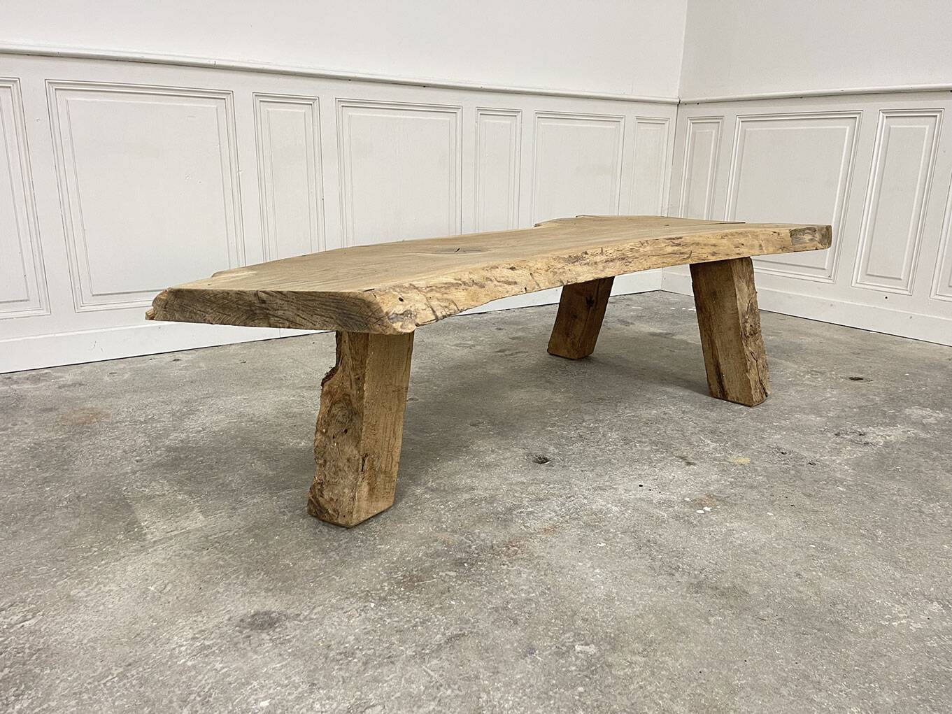Half-moon wooden coffee table/bed foot