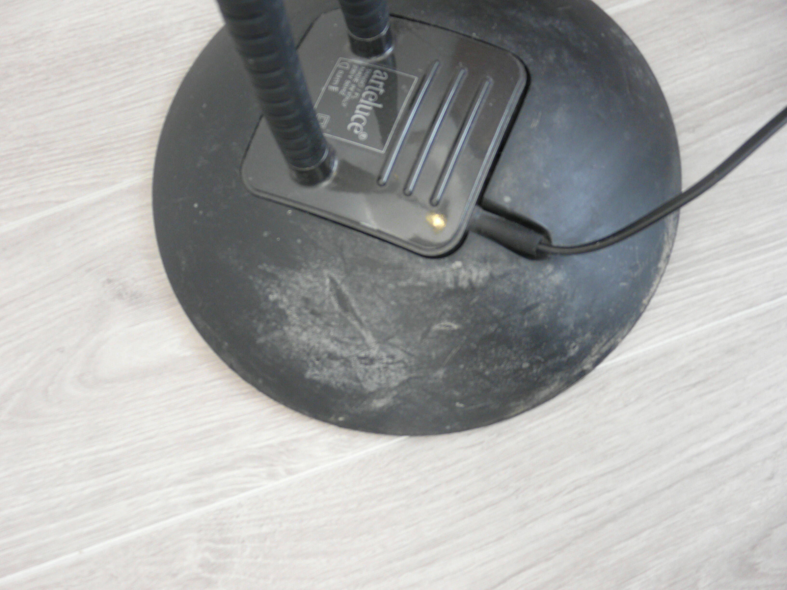 Arteluce tango green lamp Stephan Copland