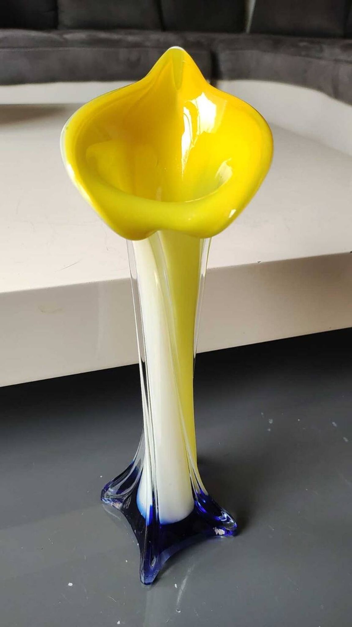 Vase Soliflore fleur d Arum/Jack in the Pulpit. Murano . Haut 30,5 cm