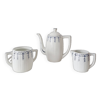 St-Amand coffee maker, milk jug and sugar bowl