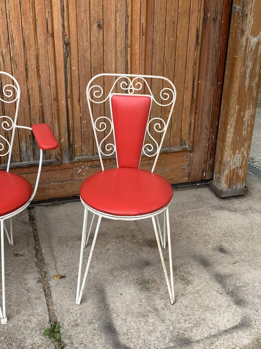 Vintage garden set 1968 white metal and red faux leather, set of 4 (2 chairs, bench, table)