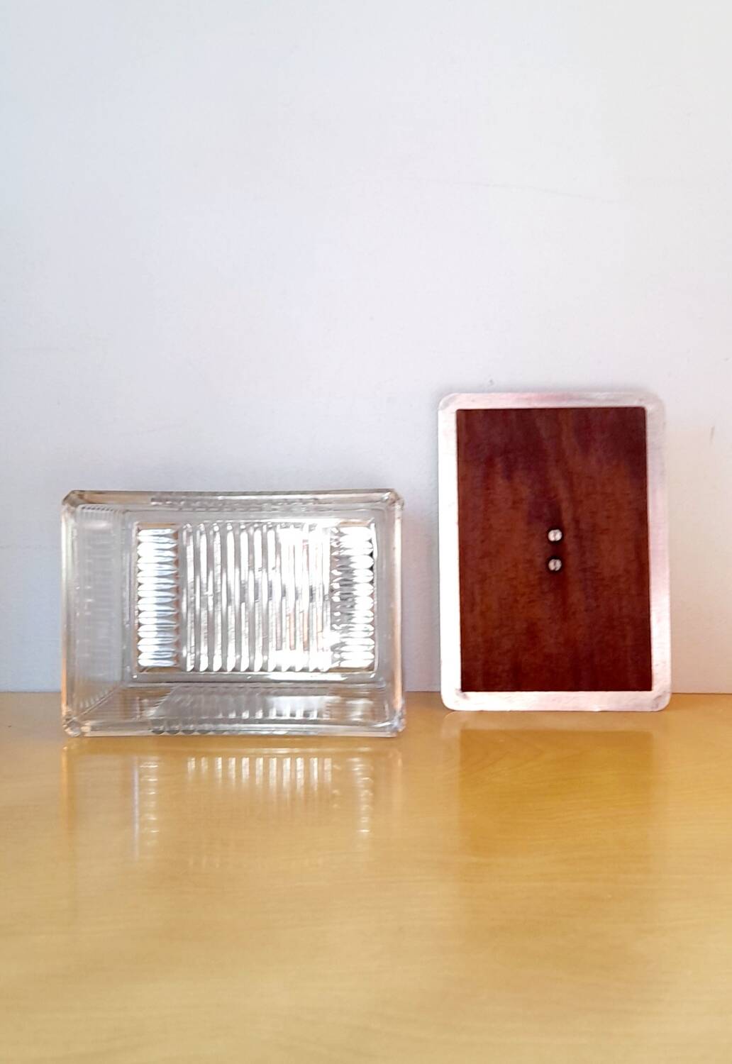 Art deco glass box