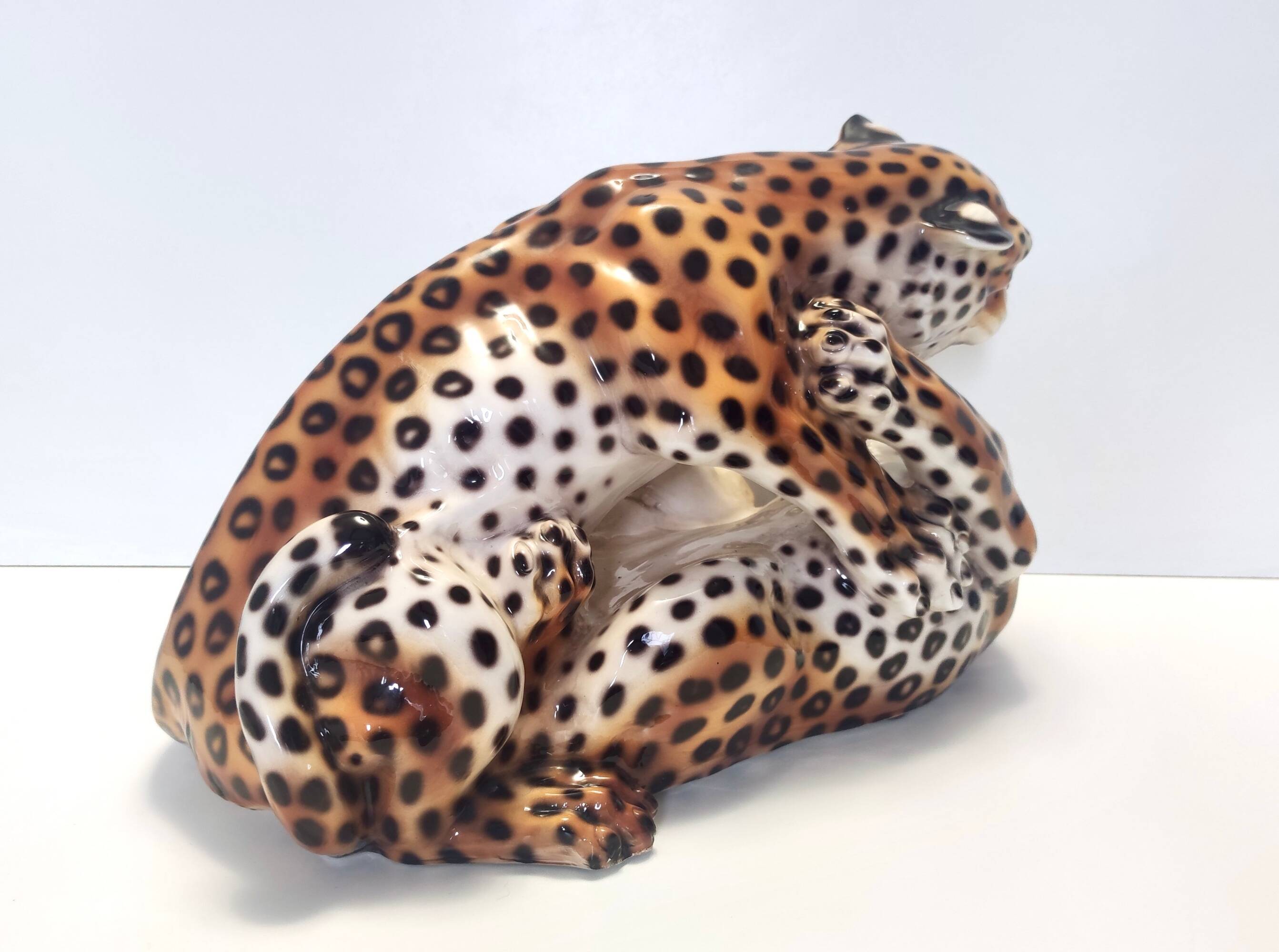 Hand Painted Ceramic Pair of Fighting Jaguars by Giovanni Ronzan, Italy