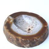 Empty pocket in carved agate, 70s