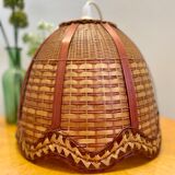 Vintage flower suspension