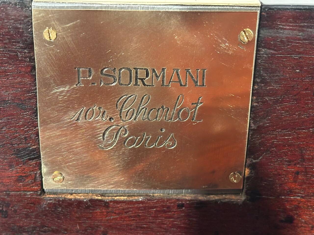 Small office by Paul Sormani
