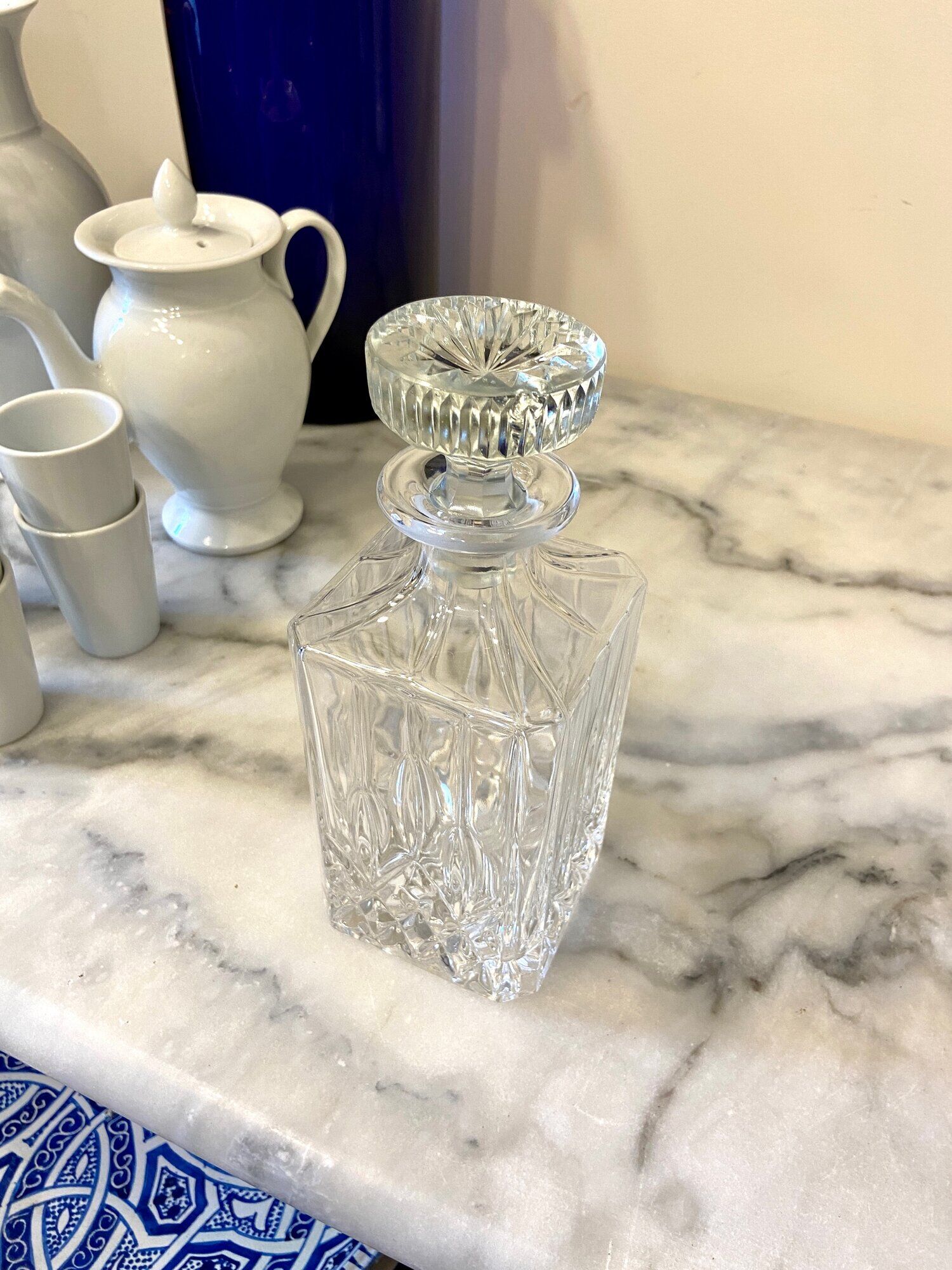 Chiseled glass whiskey decanter