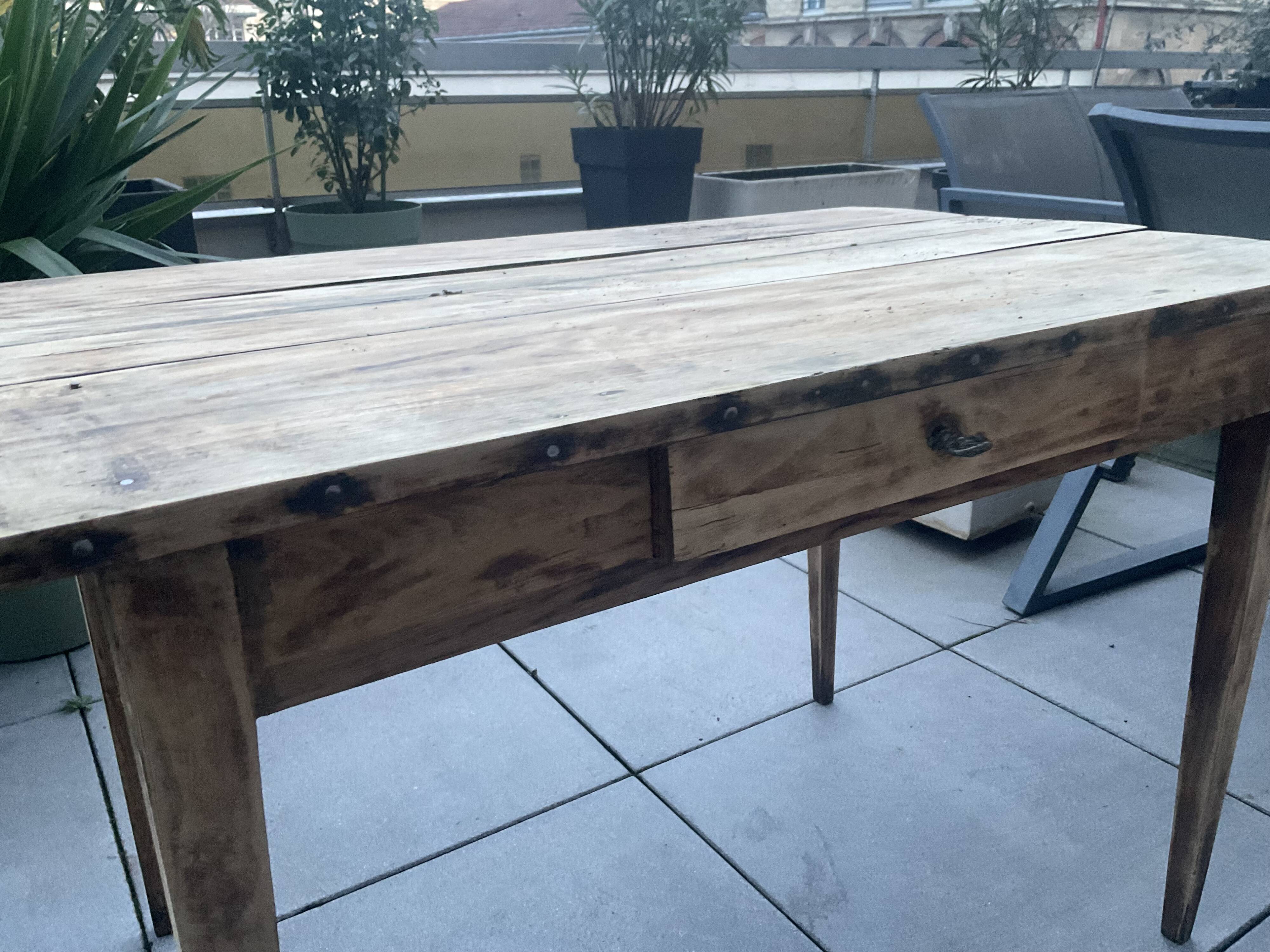 Table provençale en chêne