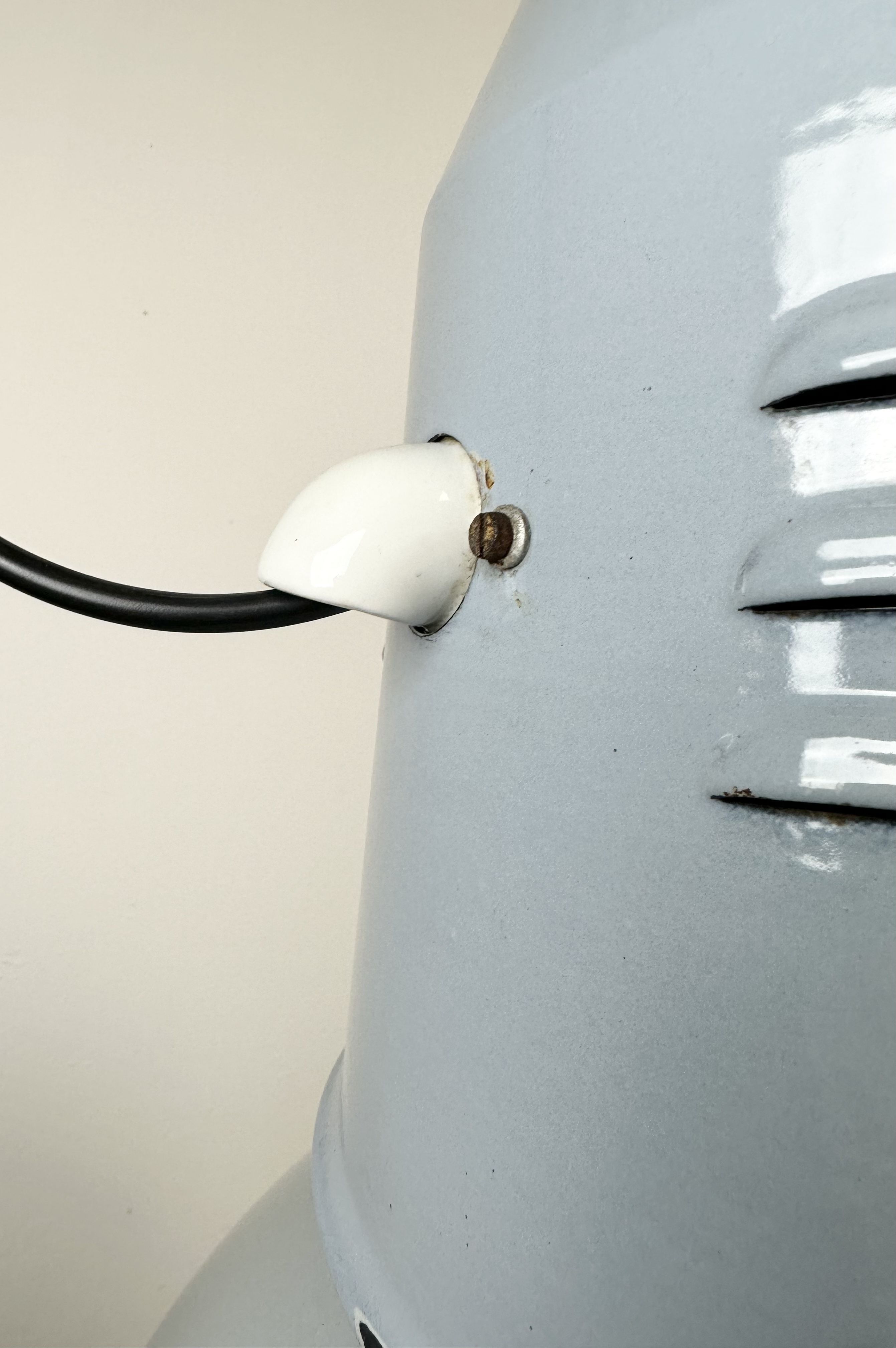 Industrial italien grey enamel lamp from Cariboni, 1970s