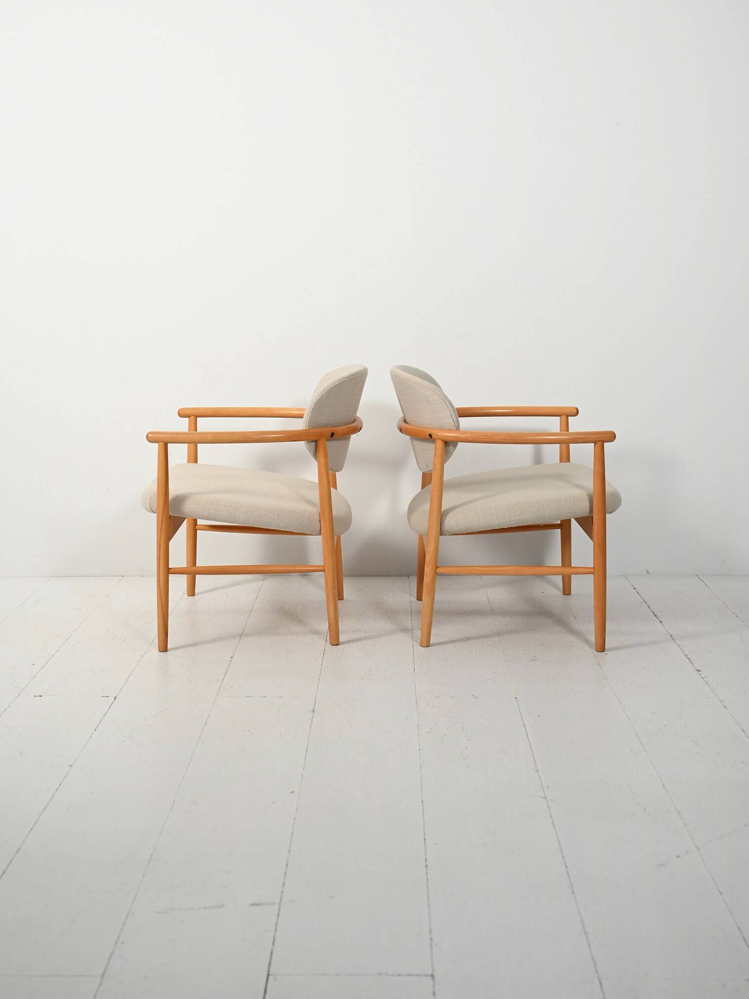 Paire de fauteuils "Pluto" par Alf Svensson