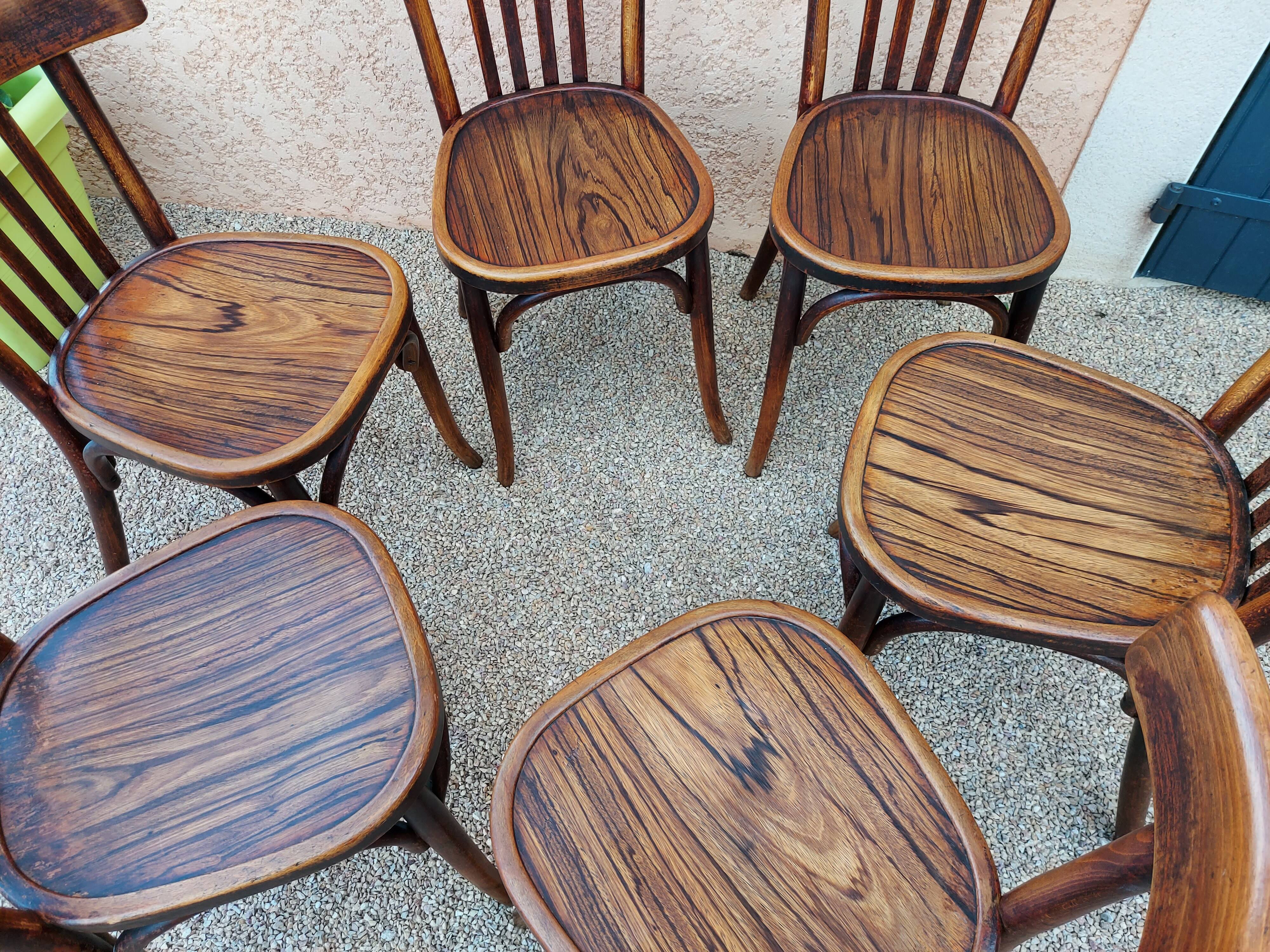 Suite de 6 chaises de Bistrot Baumann années 1930