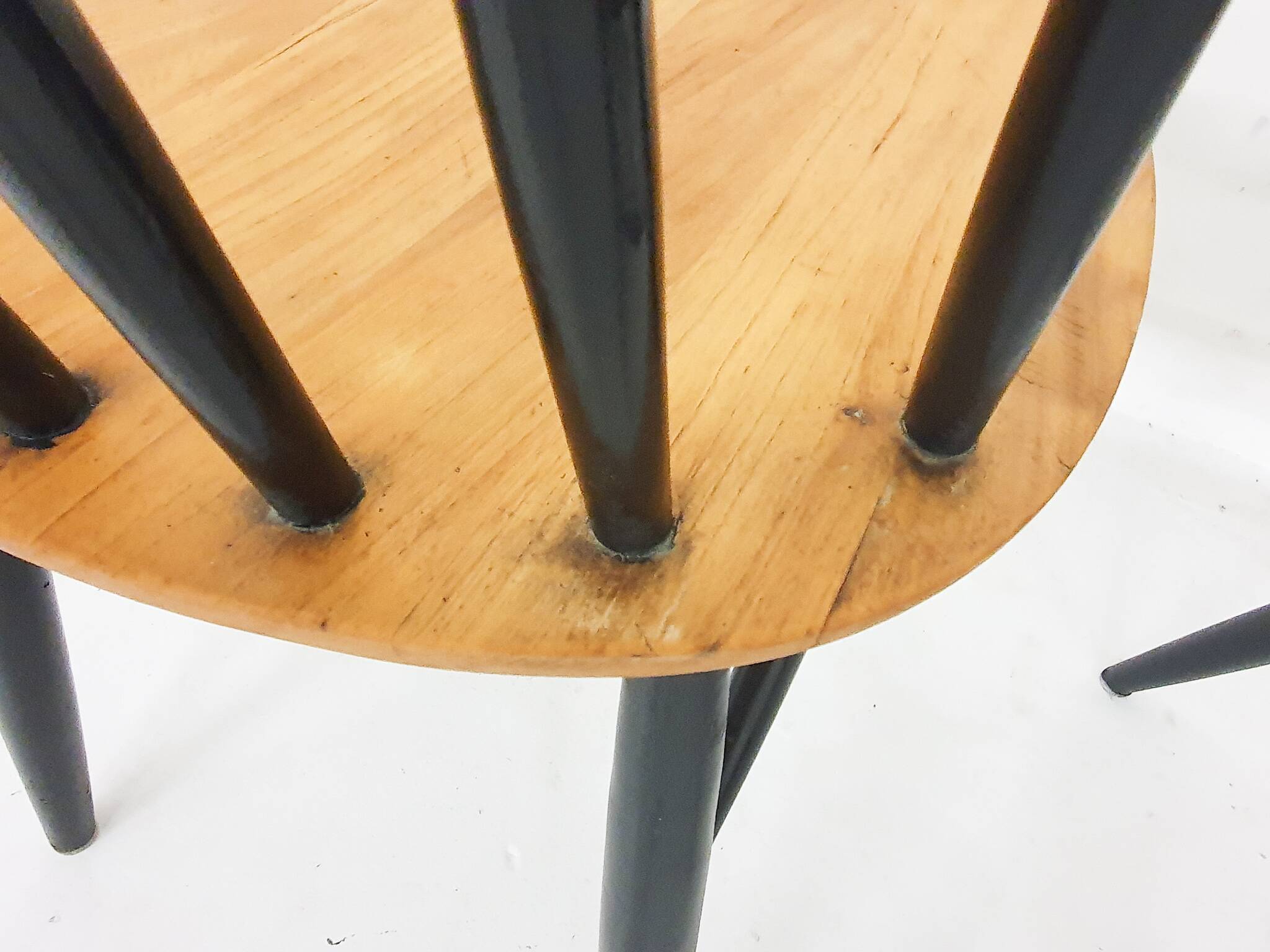 Set of four spindle back chairs, The Netherlands 1960's