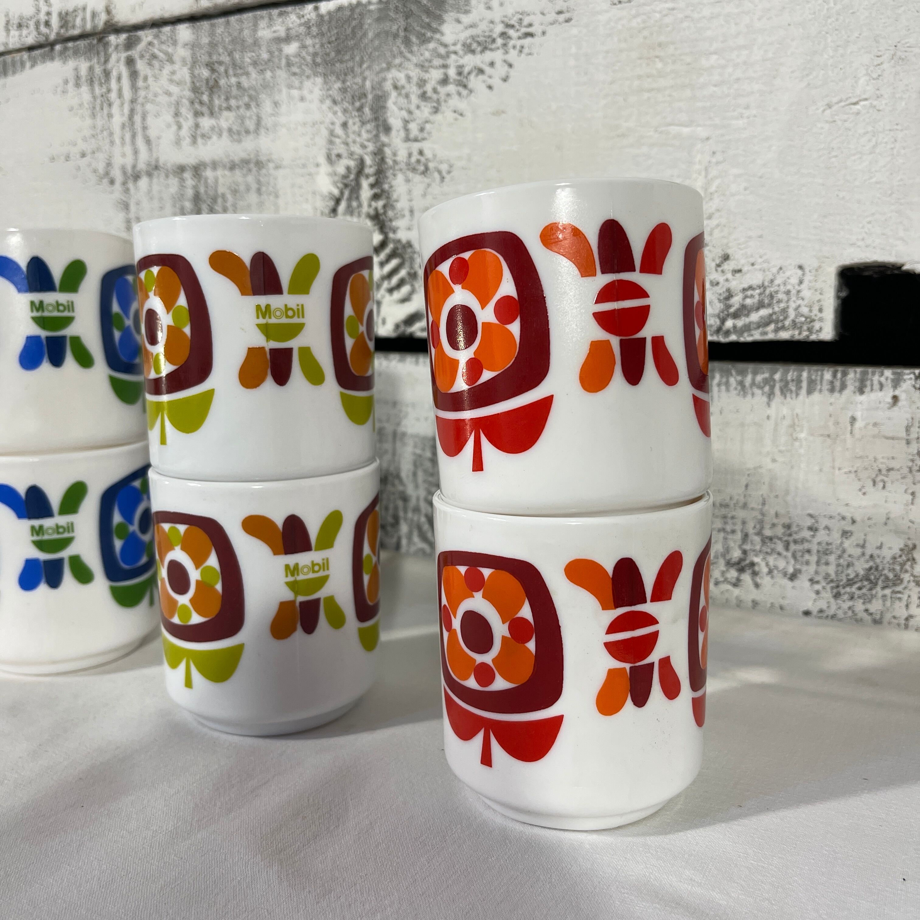 Lot de 8 mugs tasses mobil