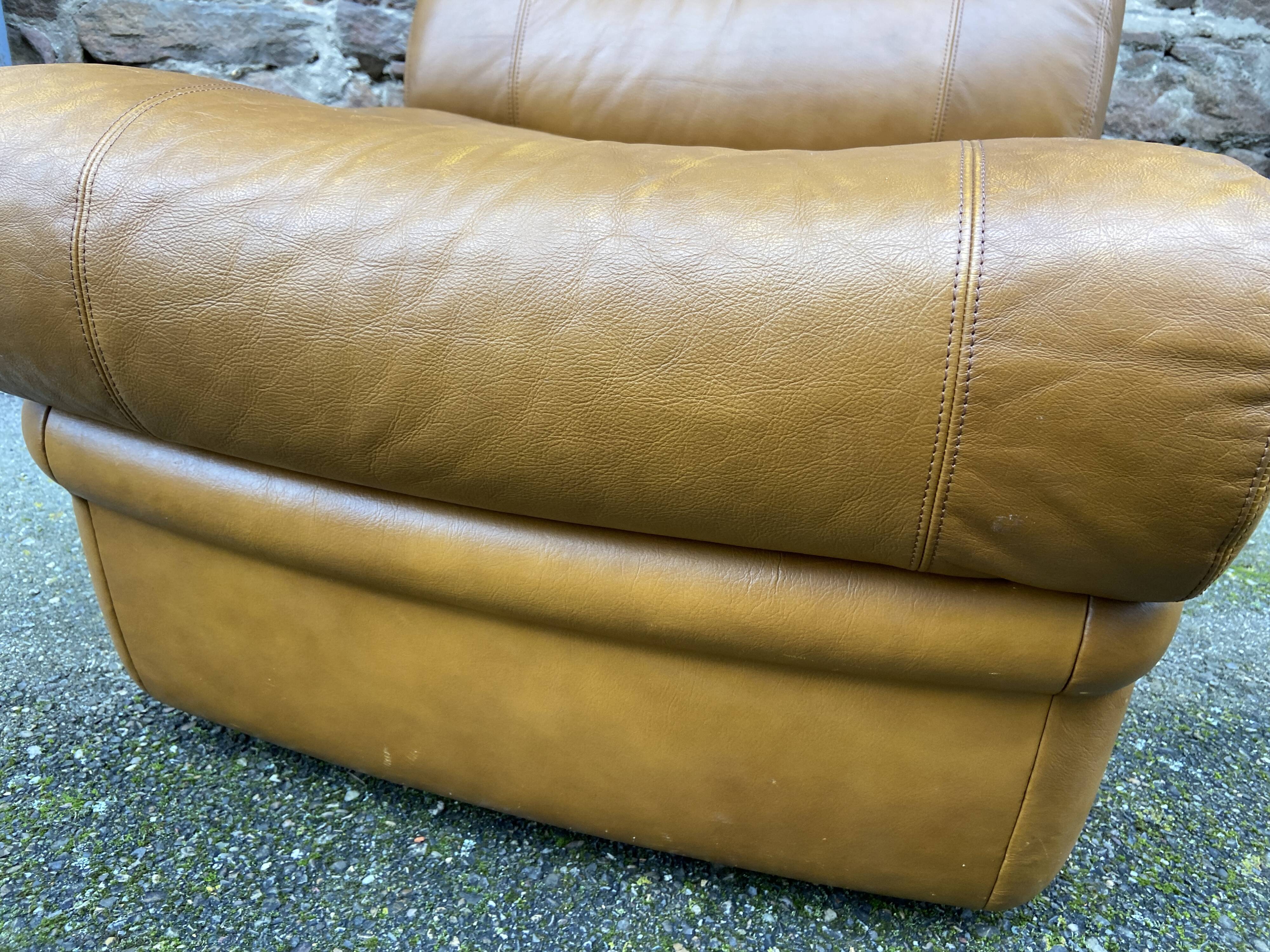 Vintage 1970s beka club leather lounge chair