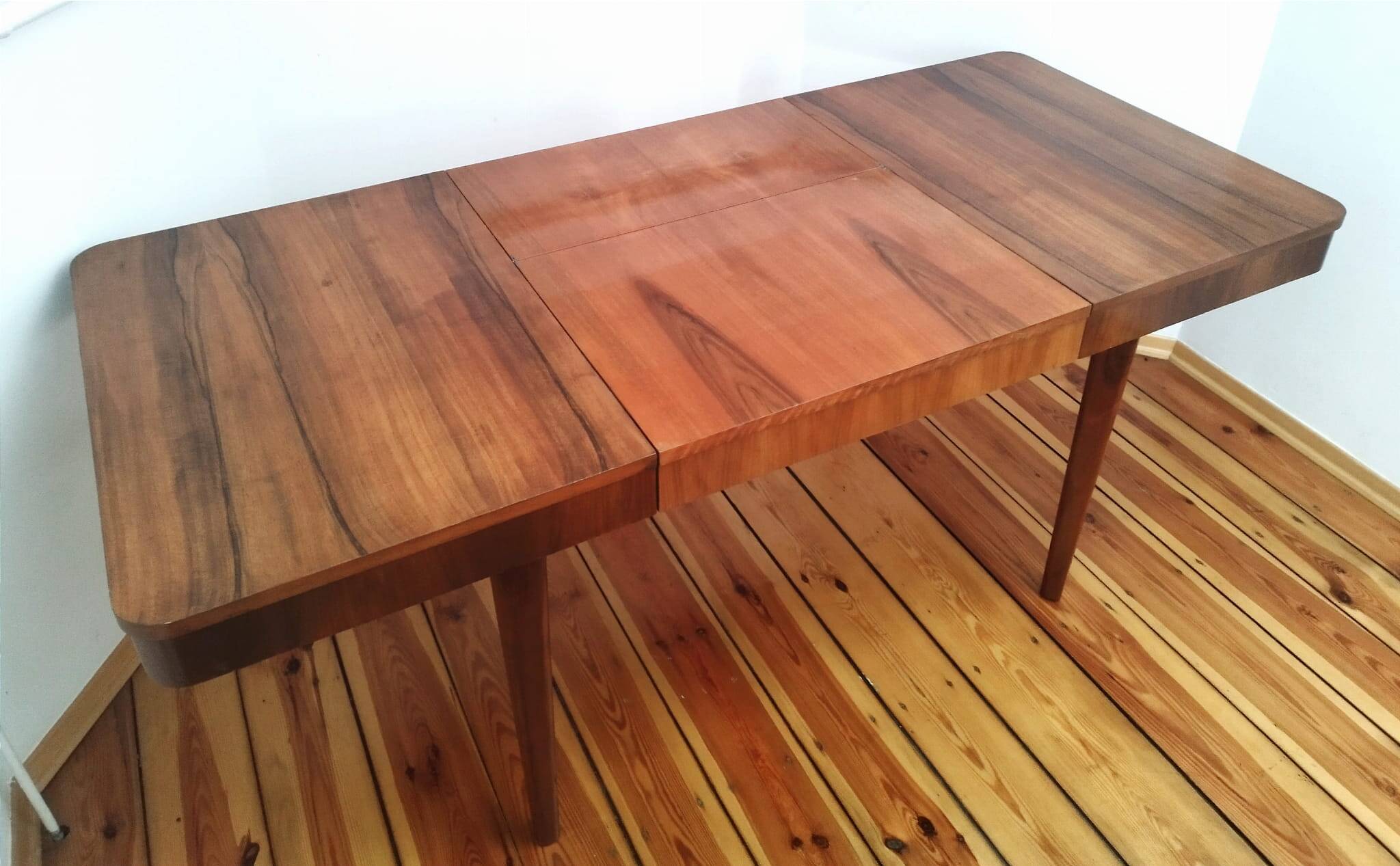 Czech dining table by Jindřich Halabala for Up Závody, 1950s