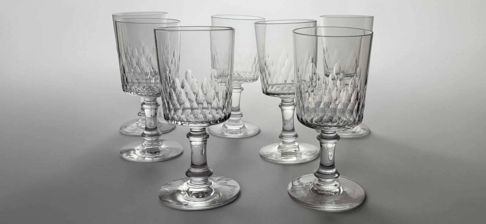 Baccarat - 7 verres à vin modèle Champigny Richelieu