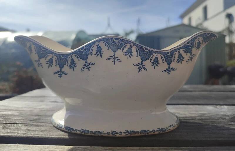 Antique sauce boat Terre de Fer Clairefontaine Model Doullens blue Vintage