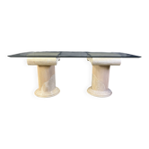 Table à manger vintage en pierre tessellée sur piédestal par Maitland Smith, années 1970.