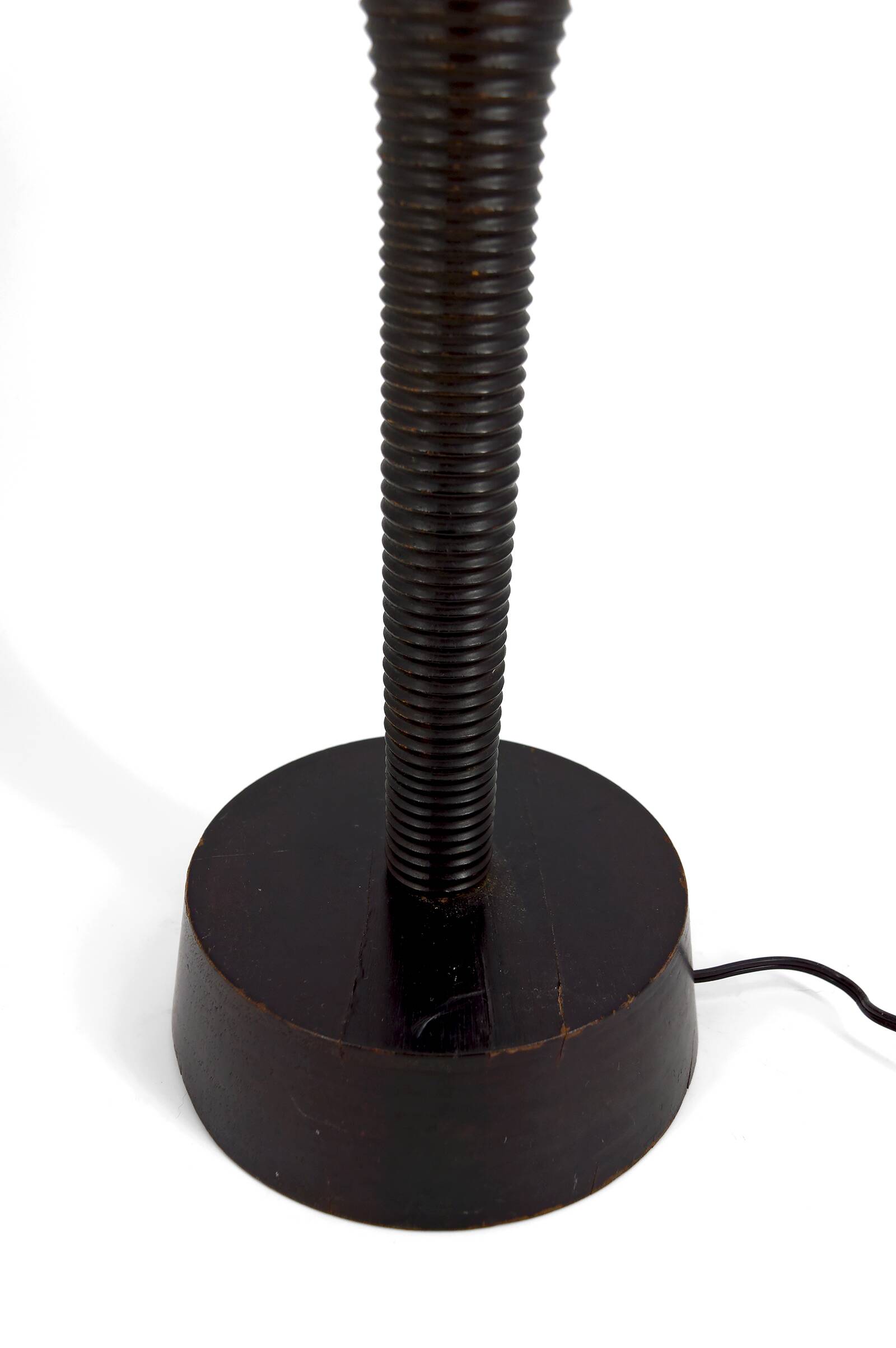 Important brutalist / Africanist lamp in wood – 1950s-1960s